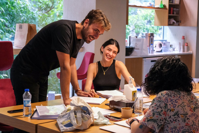 New Amsterdam'ın ilk uluslararası uyarlaması 'Hayat Bugün'e dış basında büyük ilgi! - Resim : 2