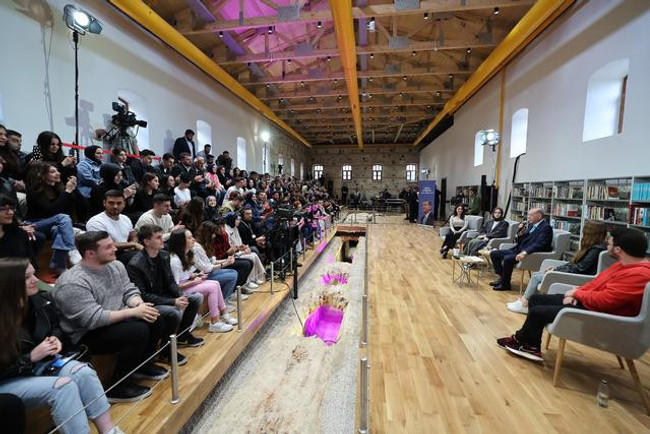 "Dedem CHP'li' diyen gençle diyaloğu gündem oldu! - Resim : 4