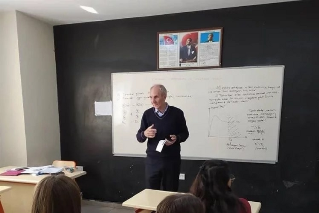 Öğretmenler 81 ilde cuma günü iş bırakıyor! Gerekçeyi açıkladılar - Resim : 1