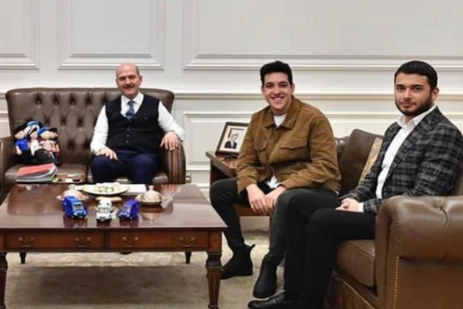 Süleyman Soylu sosyal medyadan ateş püskürdü! ‘Namussuz, kalemlerinden iftira akan satılıklar…’ - Resim : 1