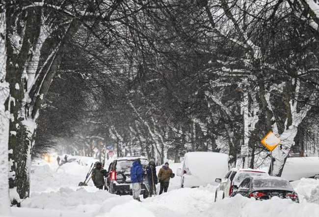 ABD'de can kayıpları artıyor! Milyonlar elektriksiz kaldı, marketlerde raflar bomboş - Resim : 2