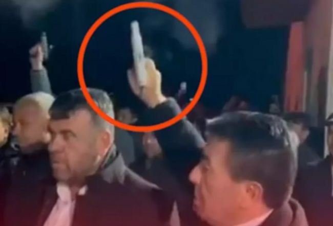 Belediye başkanından skandal hareket! Büyük tepki çekti - Resim : 1