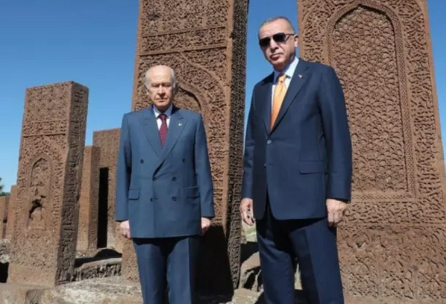 Kabine’de 21 yıl sonra bir ilk gerçekleşecek! Cumhur İttifakı Ahlat’ta buluşacak… - Resim : 1