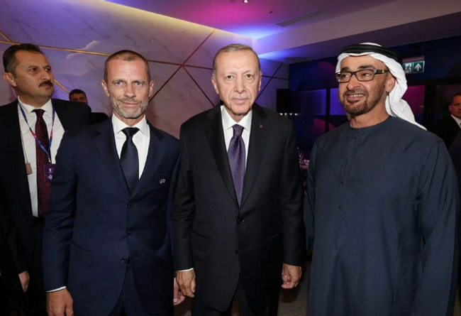 Cumhurbaşkanı Erdoğan, Devler Ligi finalinde! Yanındaki isimler dikkat çekti - Resim : 6