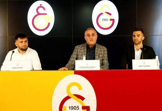 KAP'a bildirdi! Galatasaray'da 2 imza birden - Resim : 1