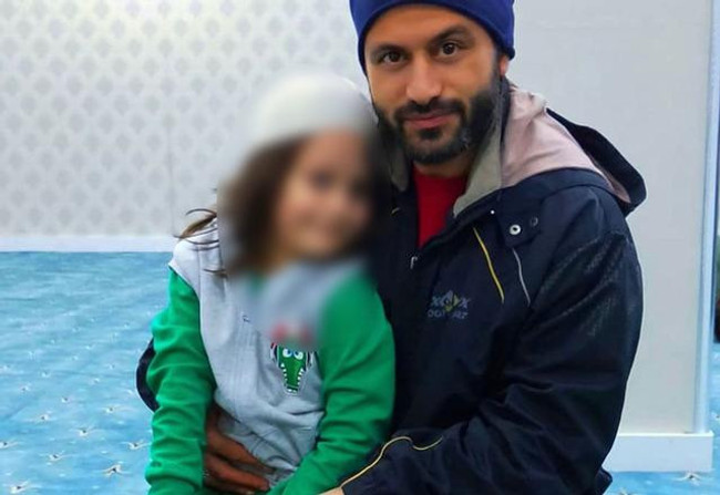 Korkunç cinayet! Çocuğunun önünde 15 yıllık kiracısına kurşun yağdırdı - Resim : 2