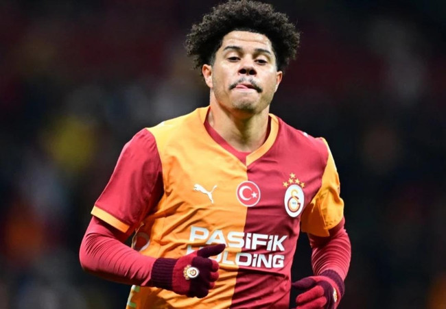 Galatasaray’da Gabriel Sara alarmı! Premier Lig devleri kapıya dayandı - Resim : 1