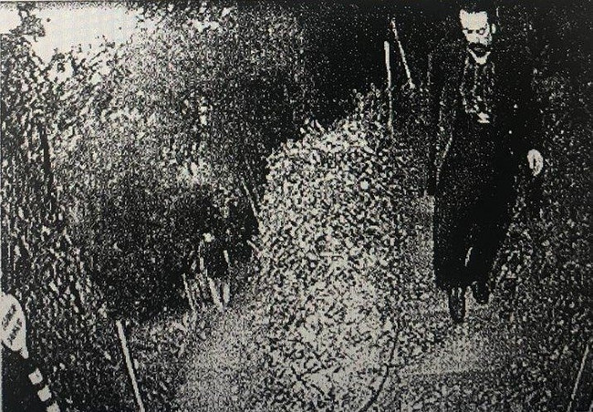 O görüntüler ortaya çıktı! Adnan Oktar ve kediciği gizli geçitten böyle kaçmış! - Resim : 4