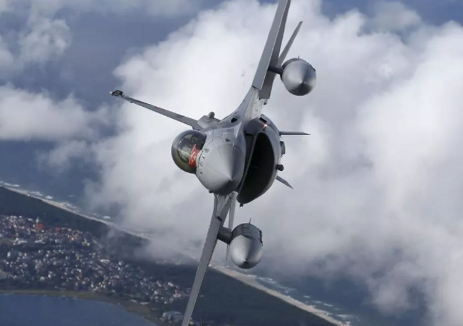 Türk F-16'ları NATO'da gövde gösterisi yapacak - Resim : 1