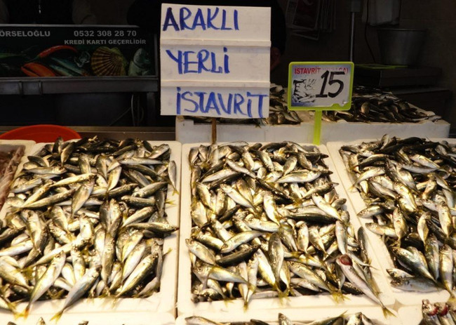 Hamsi dibe vurdu, son yılların en yüksek fiyatını gördü! ''Zamanında 2 liraya yeniliyordu'' - Resim : 2