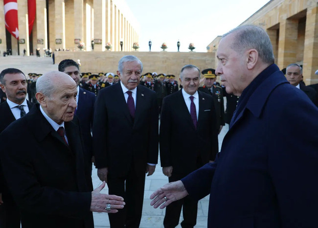 Erdoğan ve Bahçeli haftalar sonra aynı karede! 'Çatlak' iddiaları karşılıklı yalanlanmıştı… - Resim : 3