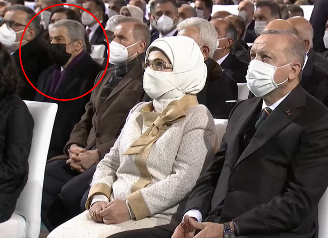 Gözler Berat Albayrak'ı aradı! Baba Sadık Albayrak AK Parti kongresinde! - Resim : 1