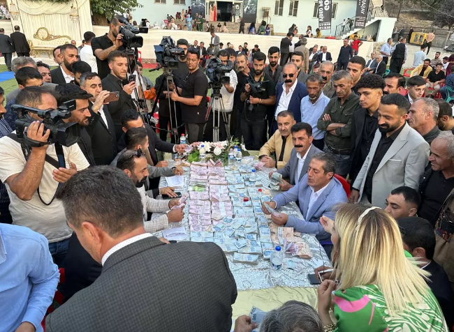 'Tıvorlu İsmail’in oğlunun düğününde altın yağdı! Takı miktarı dudak uçuklattı - Resim : 2