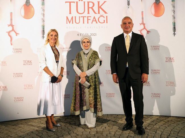 Emine Erdoğan, kitabının tanıtımını yaptı - Resim : 3