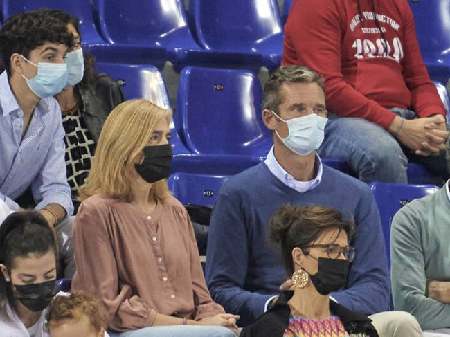 Kraliyet ailesinde seks skandalı! Kralın kardeşinin başı dertte - Resim : 4