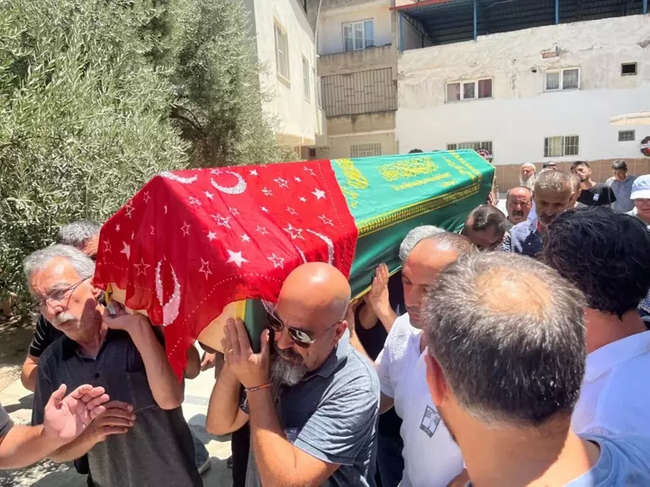 Spiker Esen Gök, son yolculuğuna uğurlandı - Resim : 2