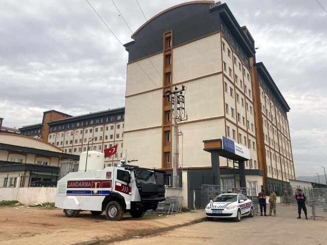 1 öğrenci hayatını kaybetmişti: KYK yurdundaki asansör faciasında karar! - Resim : 4