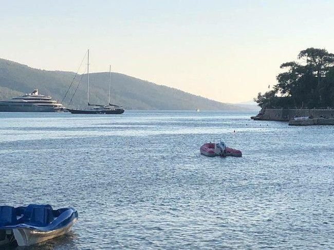 Tottenham spor kulübünün sahibi Lewis'in lüks yatı Türkiye kıyılarında! - Resim : 1