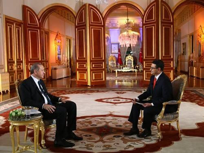 Ünlü ekran yüzü A Haber’e veda etti! Sekiz yıl boyunca birçok özel yayına imza attı… - Resim : 1