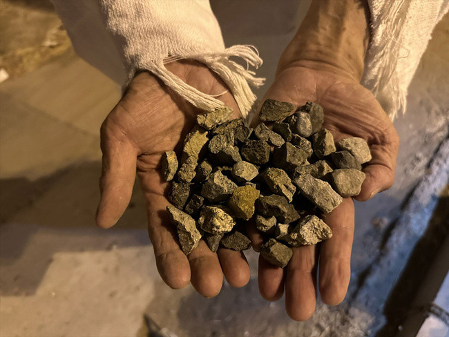 Şeytan taşlamada atılan taşlar nereye gidiyor? Merak edilen soruya resmi yanıt geldi - Resim : 1