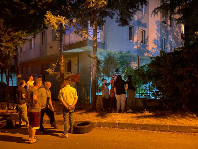 İstanbul'da gece yarısı kan donduran katliam - Resim : 1