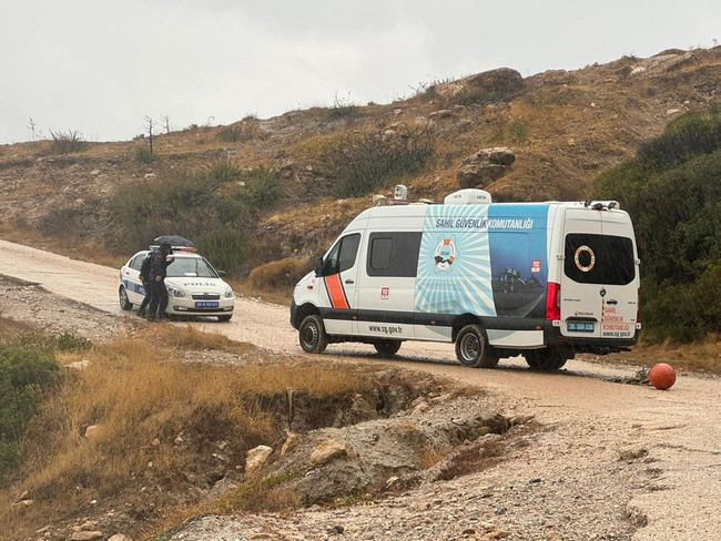 Çeşme açıklarında göçmen faciası: 5 ölü, 2 kayıp! - Resim : 1