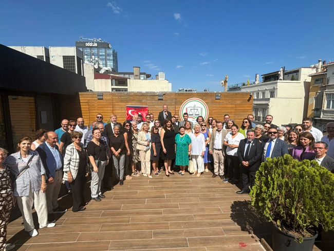 Av. Filiz Saraç oyların tamamını aldı, güven tazeledi - Resim : 2