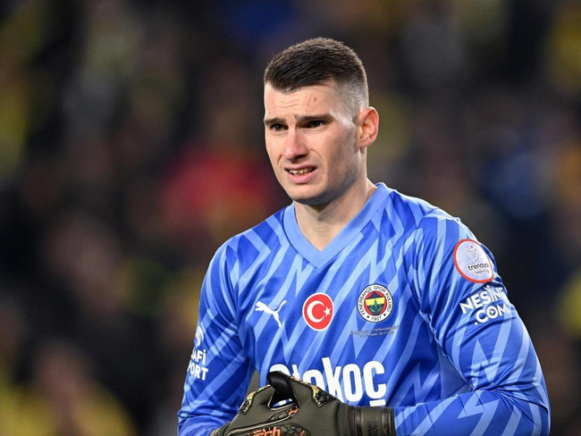Fenerbahçe’de Dominik Livakovic sürprizi! Nottingham Forest yıldız kaleciye gözünü dikti - Resim : 1