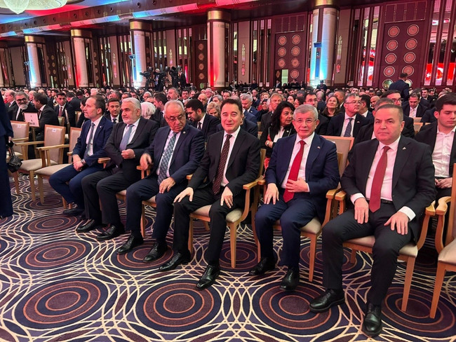 29 Ekim resepsiyonunda dikkat çeken kare! 3 parti katılmadı... - Resim : 1