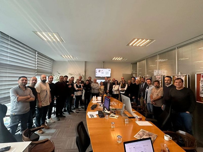 Akşam Gazetesi&rsquo;nden &uuml;st d&uuml;zey ayrılık! Veda mesajı yayımladı... - Resim : 1