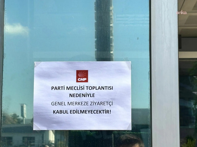 CHP Genel Merkezi'ne ziyaretçi yasağı! Kapıya yazı asıldı… - Resim : 1