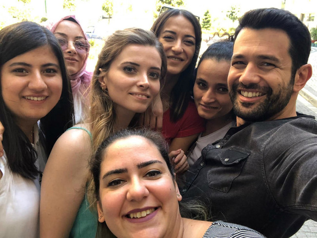 Keremcem fanları 'Kimse Bilmez' setini bastı! - Resim : 1