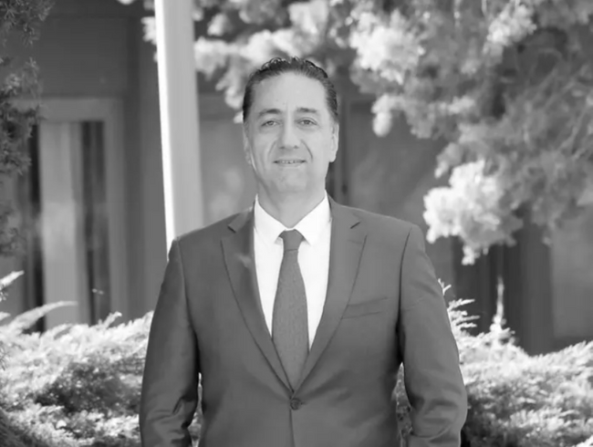 Türkiye Petrolleri Arama Daire Başkanı Mehmet Salih Bülent Sadioğlu ölü bulundu - Resim : 1