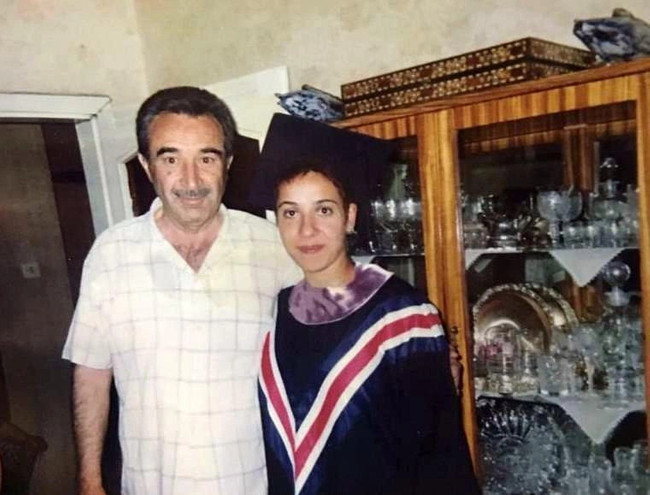 Ünlü oyuncu Binnur Kaya’yı yıkan ölüm! Acı haberi ev arkadaşı duyurdu… - Resim : 1