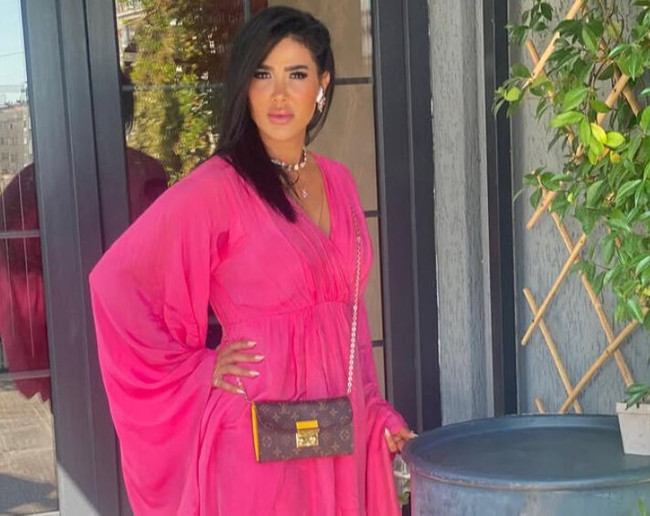 Karın germe ameliyatından 4 gün sonra "çürümeye" başladı! - Resim : 1