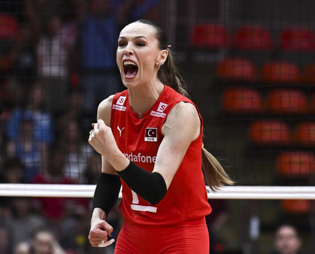 Filenin Sultanlar yine tarih yazdı! ABD’yi 3-1’le geçip yarı finale çıktı - Resim : 2