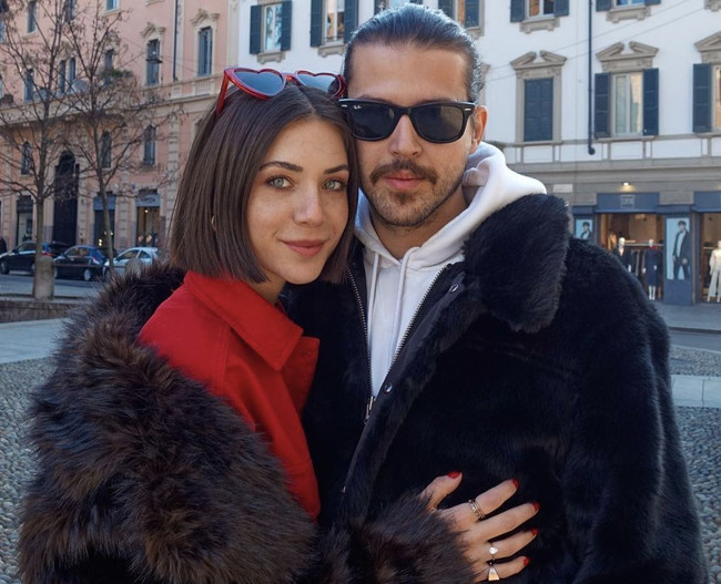 Ünlü oyuncu güzel haberi böyle duyurdu: 'Bu sefer gerçek' - Resim : 1