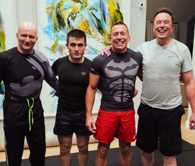 Mark Zuckerberg'den Elon Musk'a gözdağı! İki MMA efsanesiyle antrenman fotoğrafı paylaştı - Resim : 1