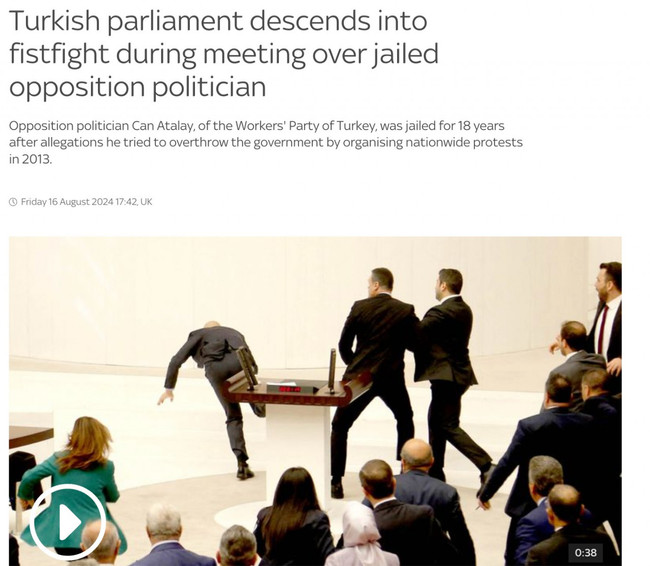 Meclis'te yaşananlar dünya basınında: Türkiye parlamentosunda kaos! - Resim : 2