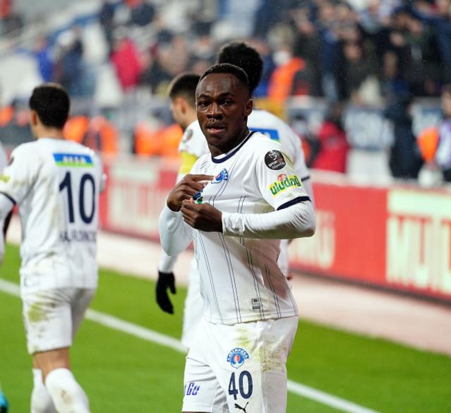 Beşiktaş yeni sezonda gol olup yağacak! Cenk ve Weghorst'un ardından Muleka da Kartal oluyor - Resim : 1