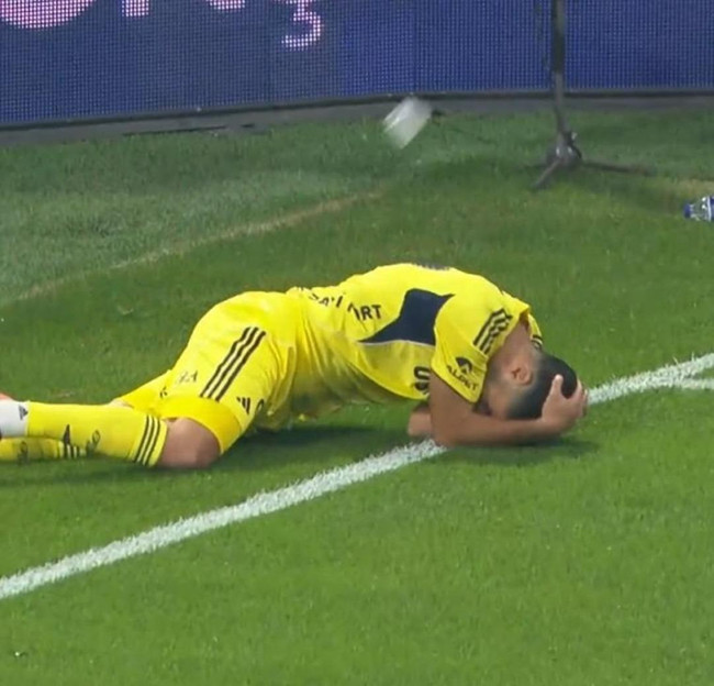 Kadıköy’de gerilim tırmandı! Marco Asensio’ya tribün şoku - Resim : 1