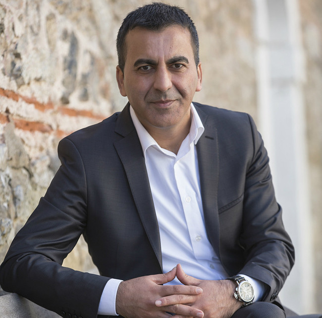 Sinan Akyüz'ün Meyra kitabına ödül - Resim : 2