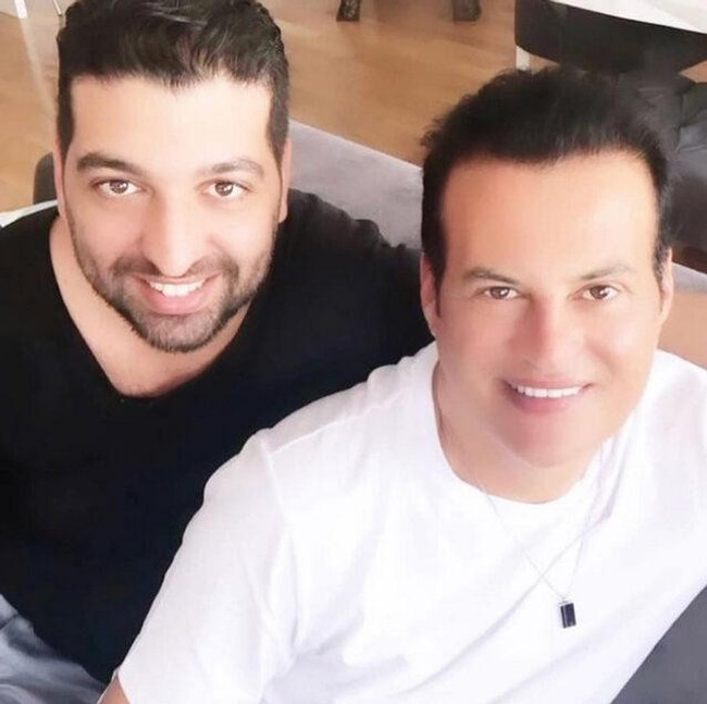 Hakan Peker’in oğluyla fotoğrafı olay oldu!  ‘Arkadaş gibiler…’ - Resim : 1