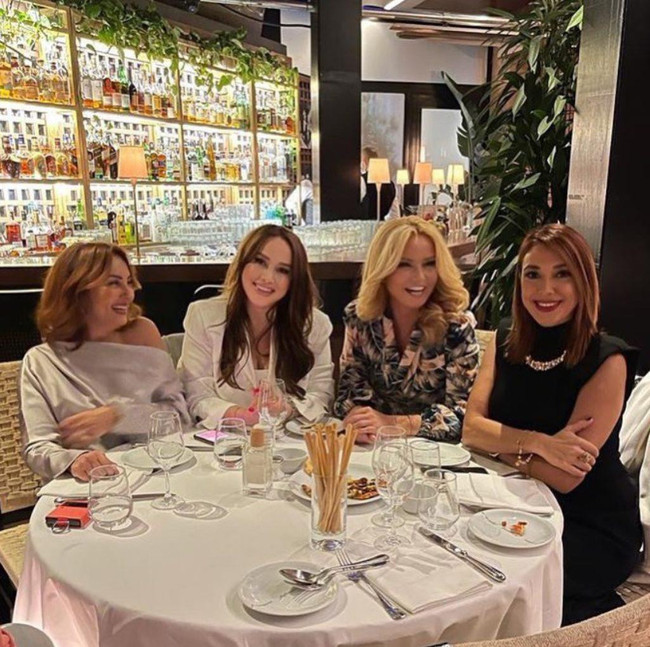 Müge Anlı, Zuhal Topal, Nur Viral ve Esra Harmanda buluştu! Gözler onu aradı - Resim : 1