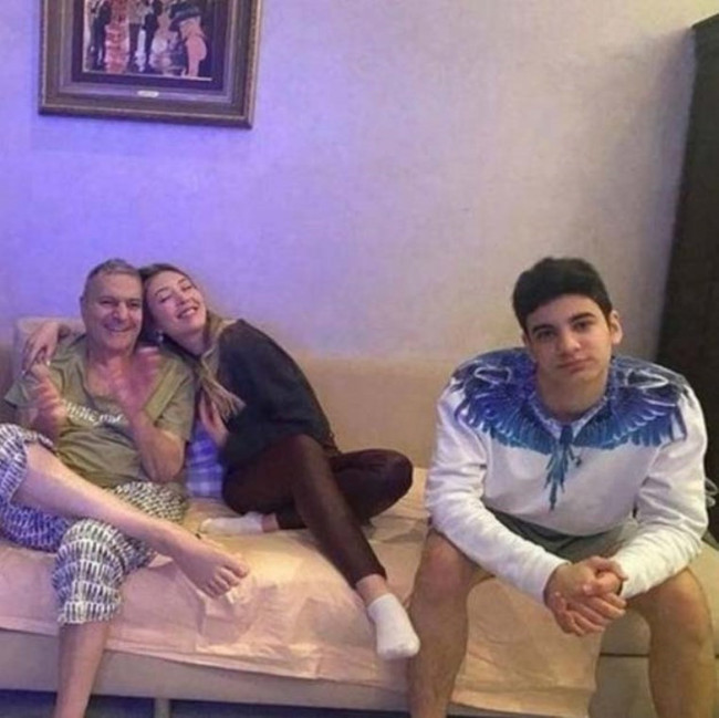 Mehmet Ali Erbil’in bu sefer de oğlu isyan etti! ‘Kendimi balkondan atarım…’ - Resim : 2
