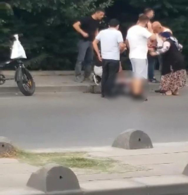 Esenler'de kiracı dehşeti! Ev sahibini bıçakladı, kanlar içindeki adamın başında bekledi - Resim : 5