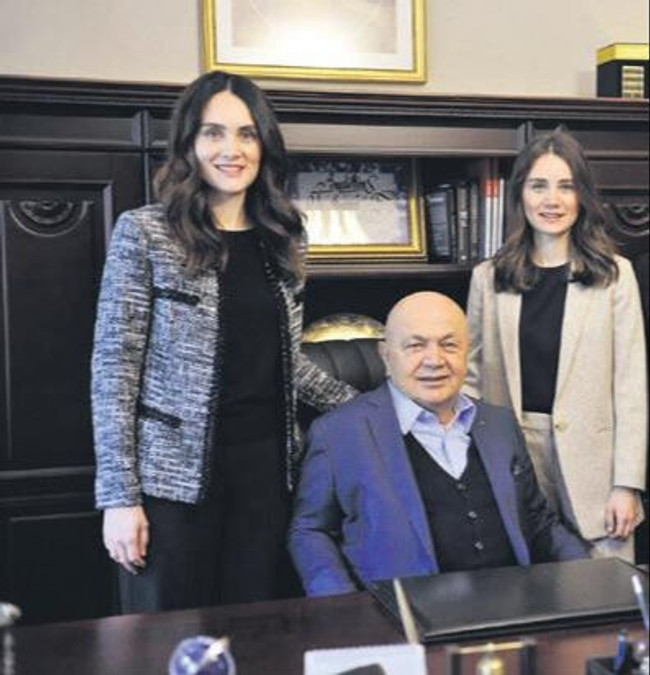 Sarar Grup'ta miras kavgası: Parmak bastırıp serveti üzerine geçirmiş - Resim : 2