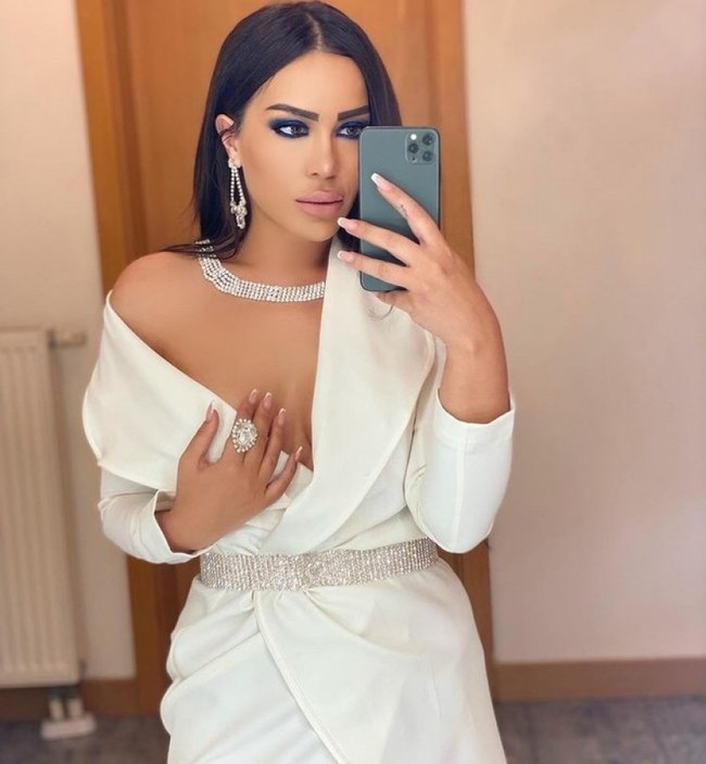 625 bin liralık dolandırıcılık iddiası! İlkokul mezunu yaşam koçunun aylık geliri şoke etti - Resim : 1