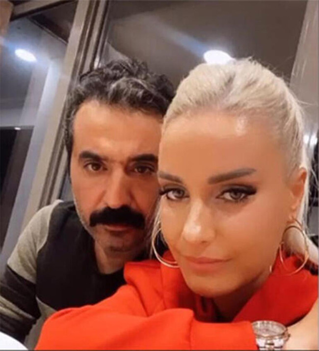 Ünlü çiftin aşkı iki ayda bitti! - Resim : 1