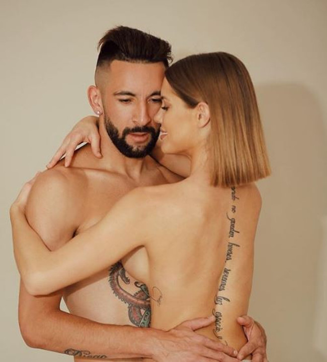 Fenerbahçeli Isla ve eşi uslu durmuyor! Verdikleri çıplak poz olay yarattı! - Resim : 1